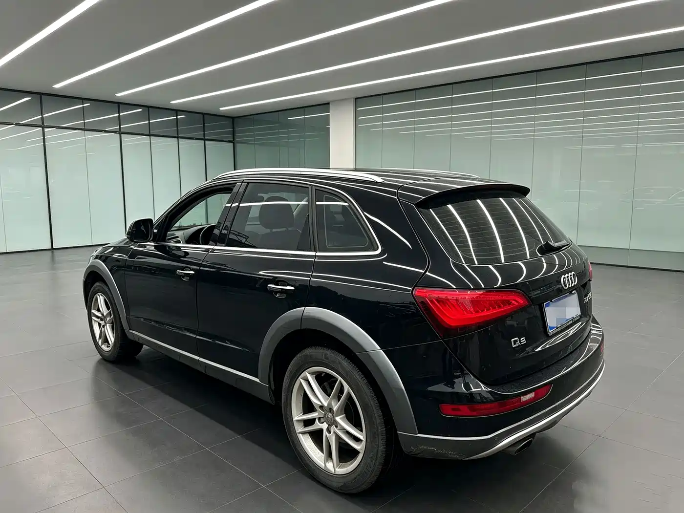 Audi Q5 2018 2017 Plus 40 TFSI Technology