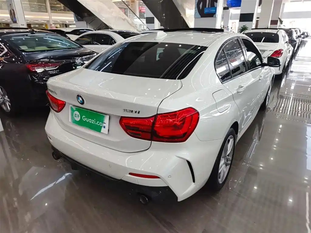 BMW 1 Series 2021 Facelift 120i M Sport Shadow Edition фото 7