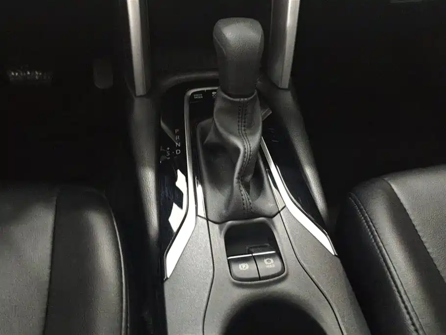 Toyota Frontlander 2023 2.0L Smart Hybrid Dual Engine Leading Edition фото 16