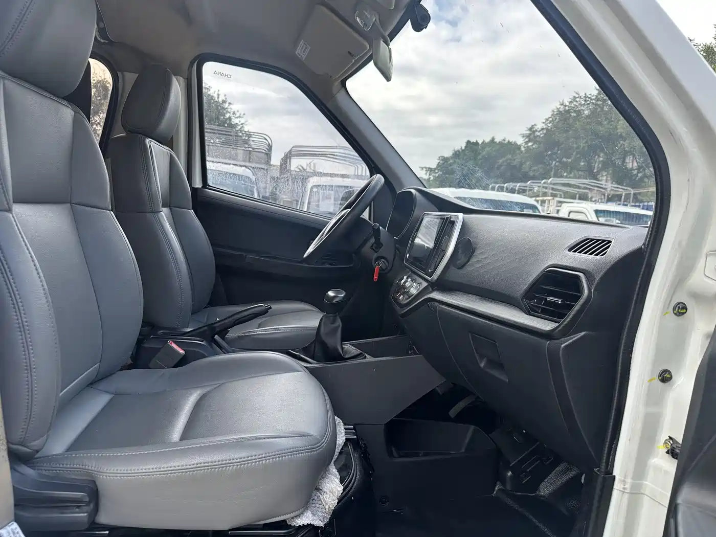 CHANGAN CHANGAN RUIXING EM80