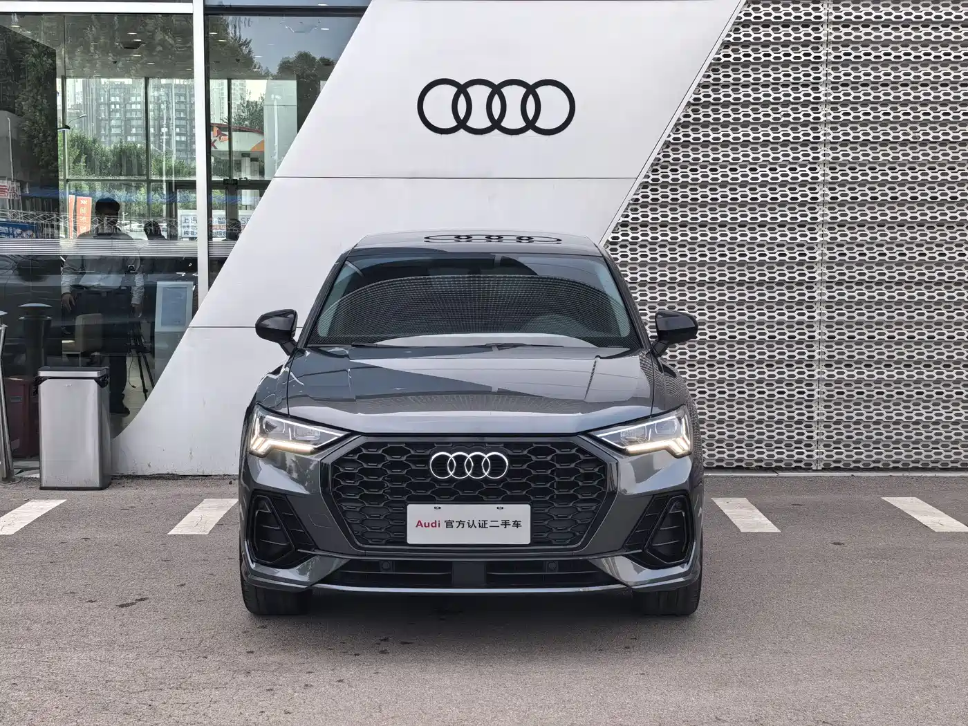 Audi Q3 Sportback 2021 40 TFSI Premium Life Edition фото 2