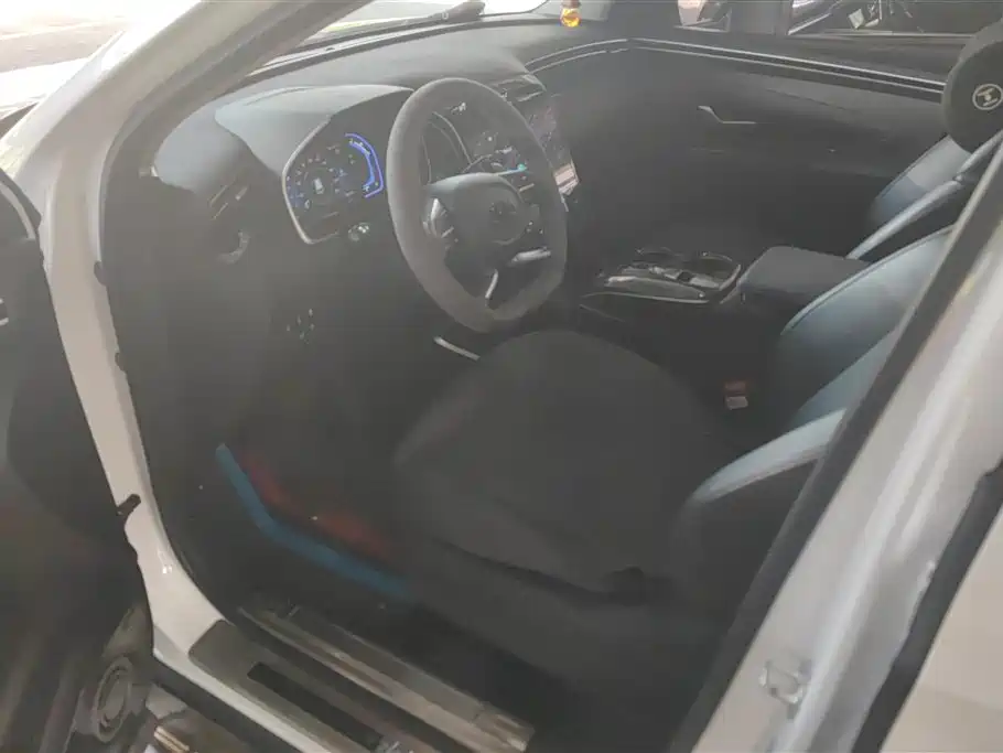 Hyundai Tucson 2023 Tucson L 1.5T Automatic 2WD GLX Elite Edition фото 9