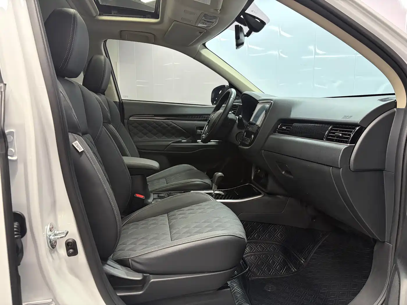 Mitsubishi Outlander 2023 2021 2.0L FWD Comfort Edition 5-seater