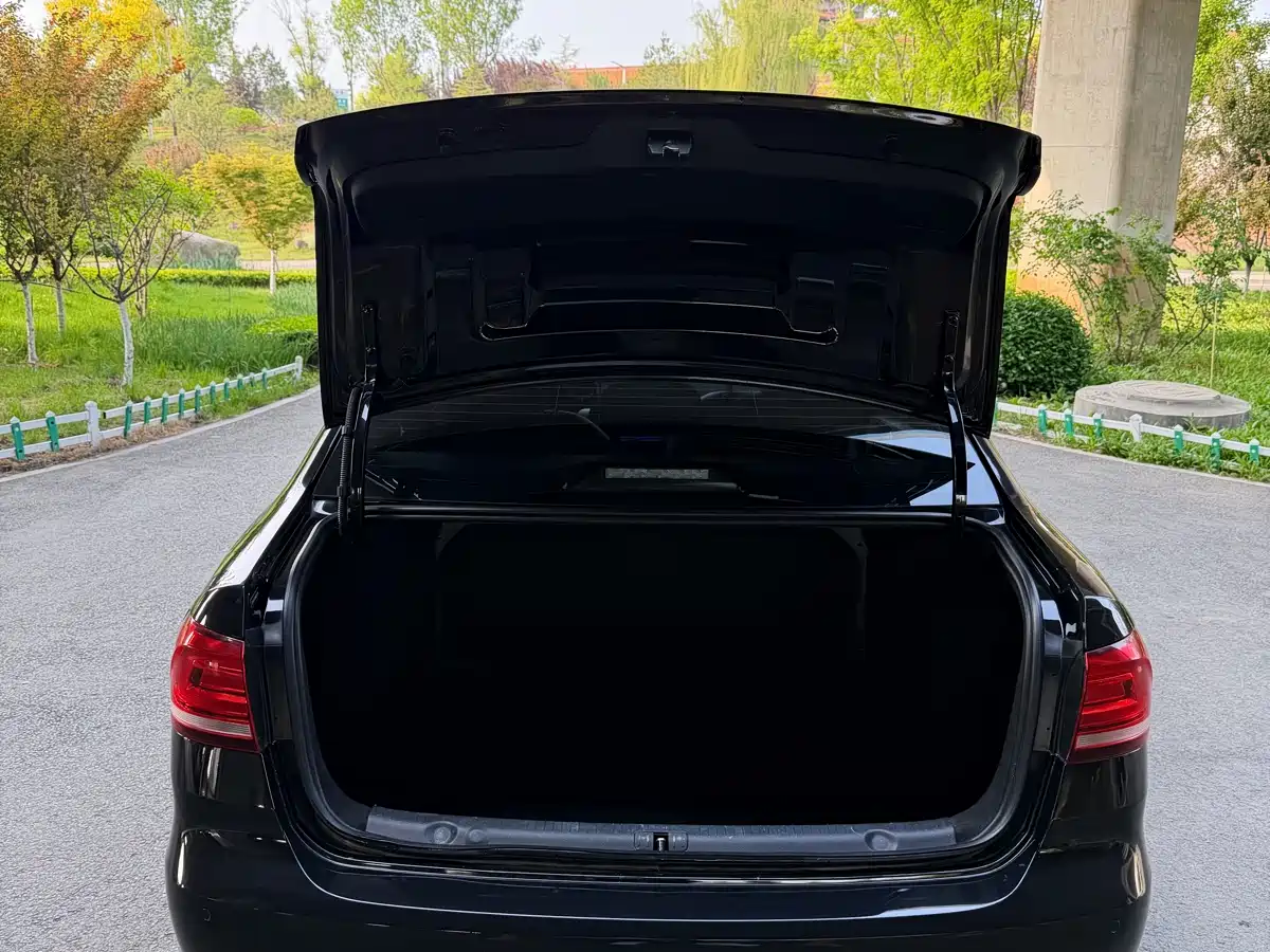 Volkswagen Lavida 2019 Lavida Start 1.5L Auto Trend (China VI) фото 23