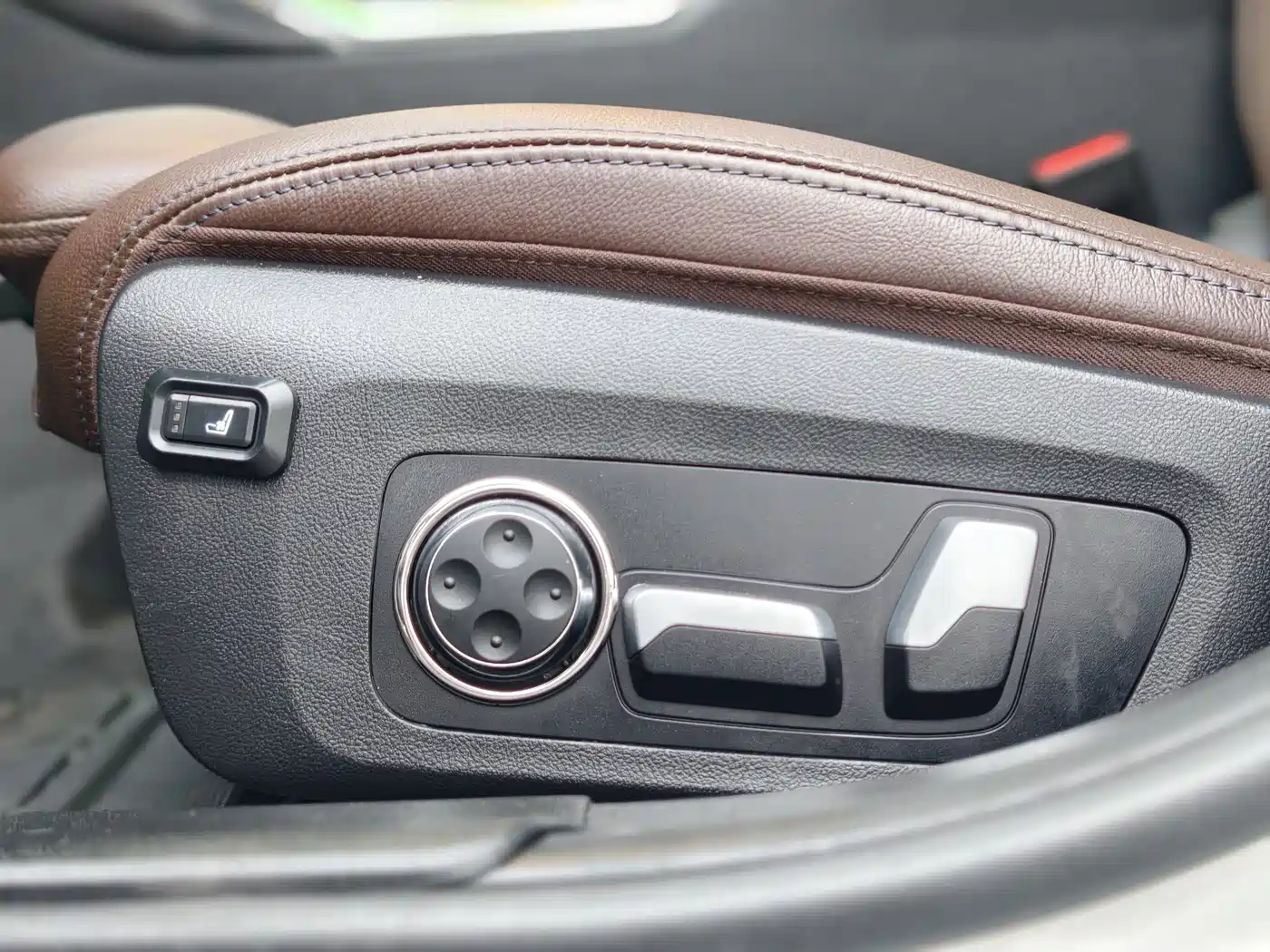 BMW 3 Series 2022 320Li M Sport Package фото 19
