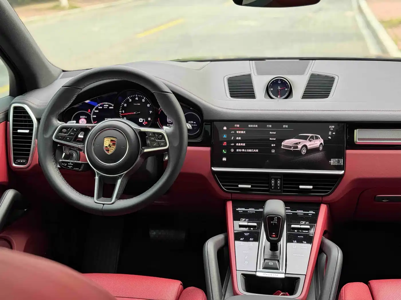 Porsche Cayenne 2023 Cayenne 3.0T Platinum Edition фото 10