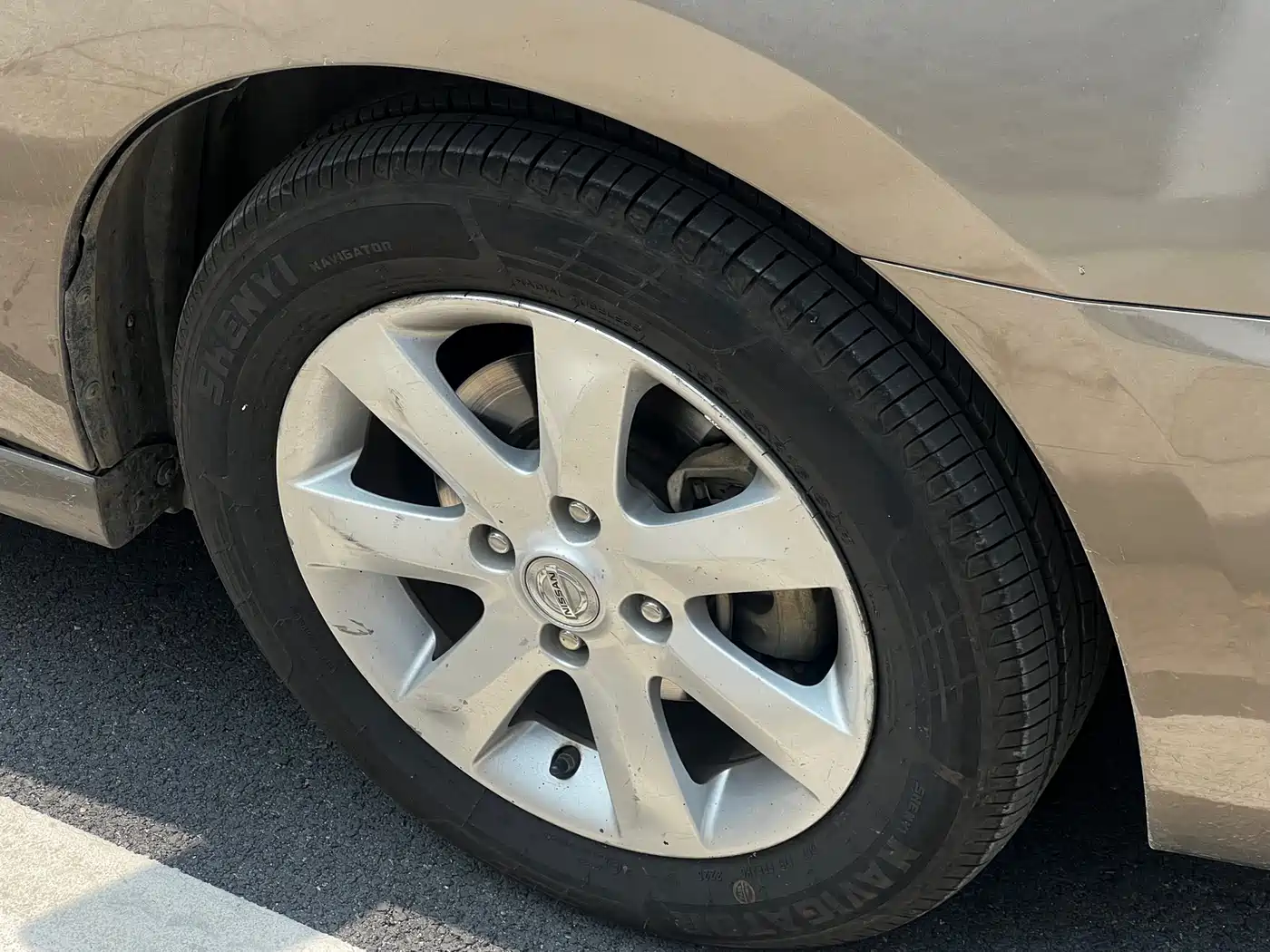 Nissan Sylphy 2010 2009 Model 1.6XL Automatic Luxury Sunroof Edition