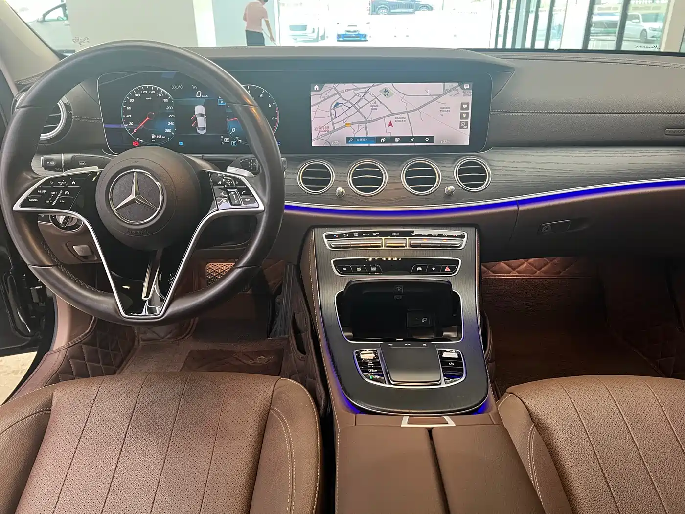 Mercedes-Benz E-Class 2023 E 300 L Fashion фото 8