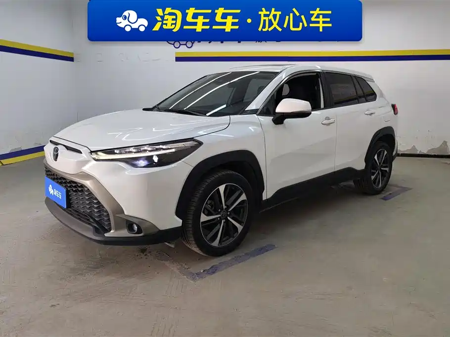 Toyota Frontlander 2022 2.0L CVT Luxury PLUS Edition