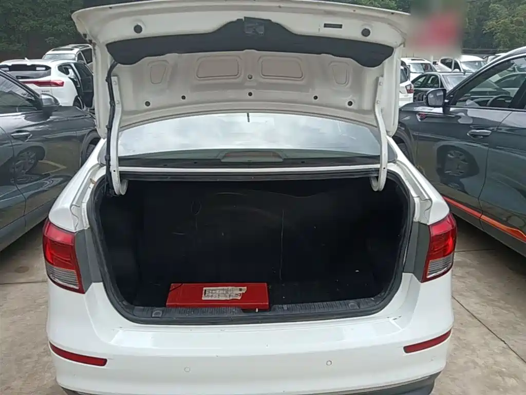 Kia K2 2015 Sedan 1.4L MT GLS фото 19