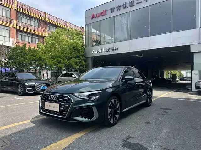 Audi A3 2024 Model A3L Limousine 35 TFSI Fashion Sport — фото 1