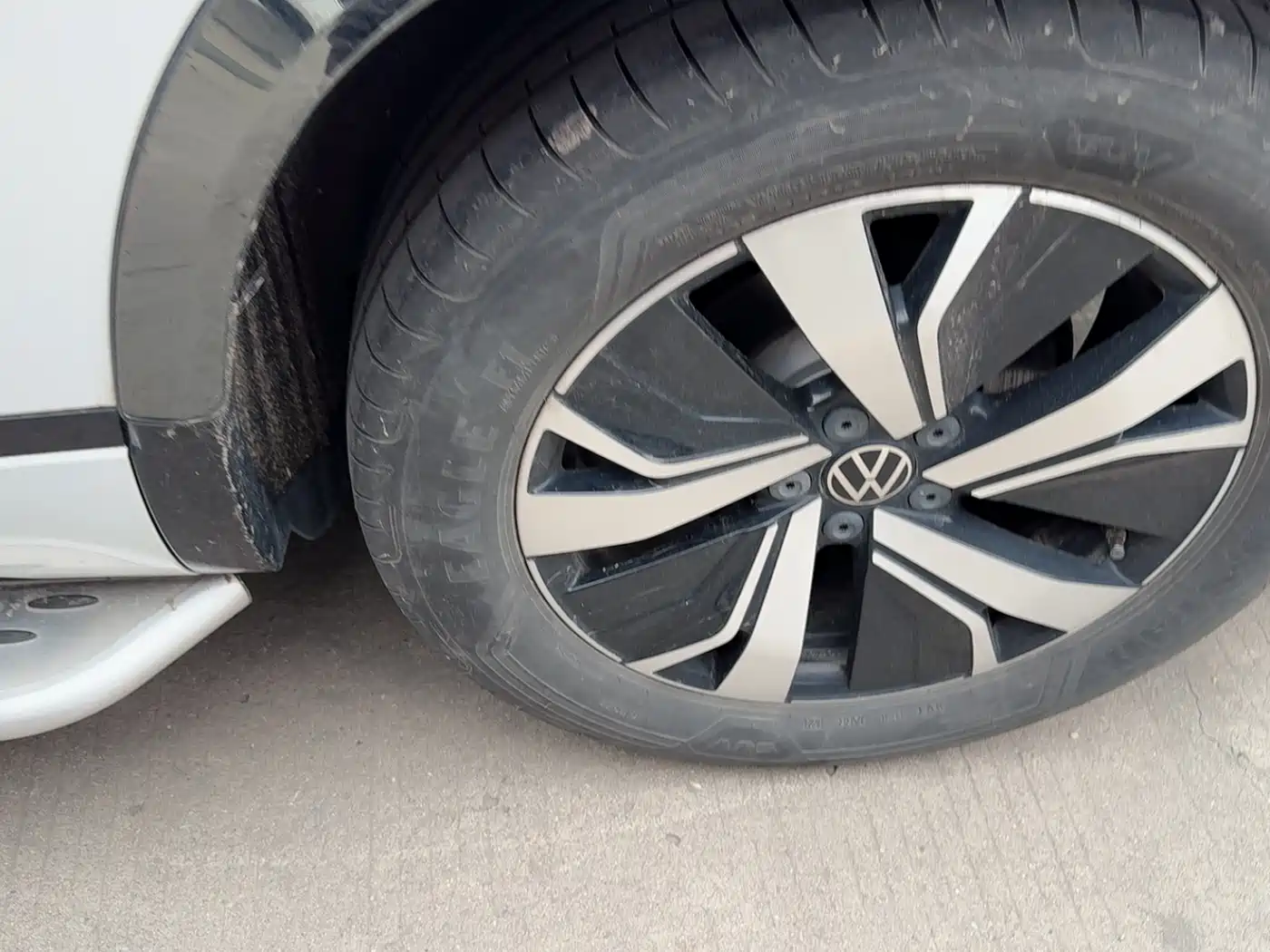 Volkswagen Tayron GTE Plug-in Hybrid 2020 1.4T Premium фото 9