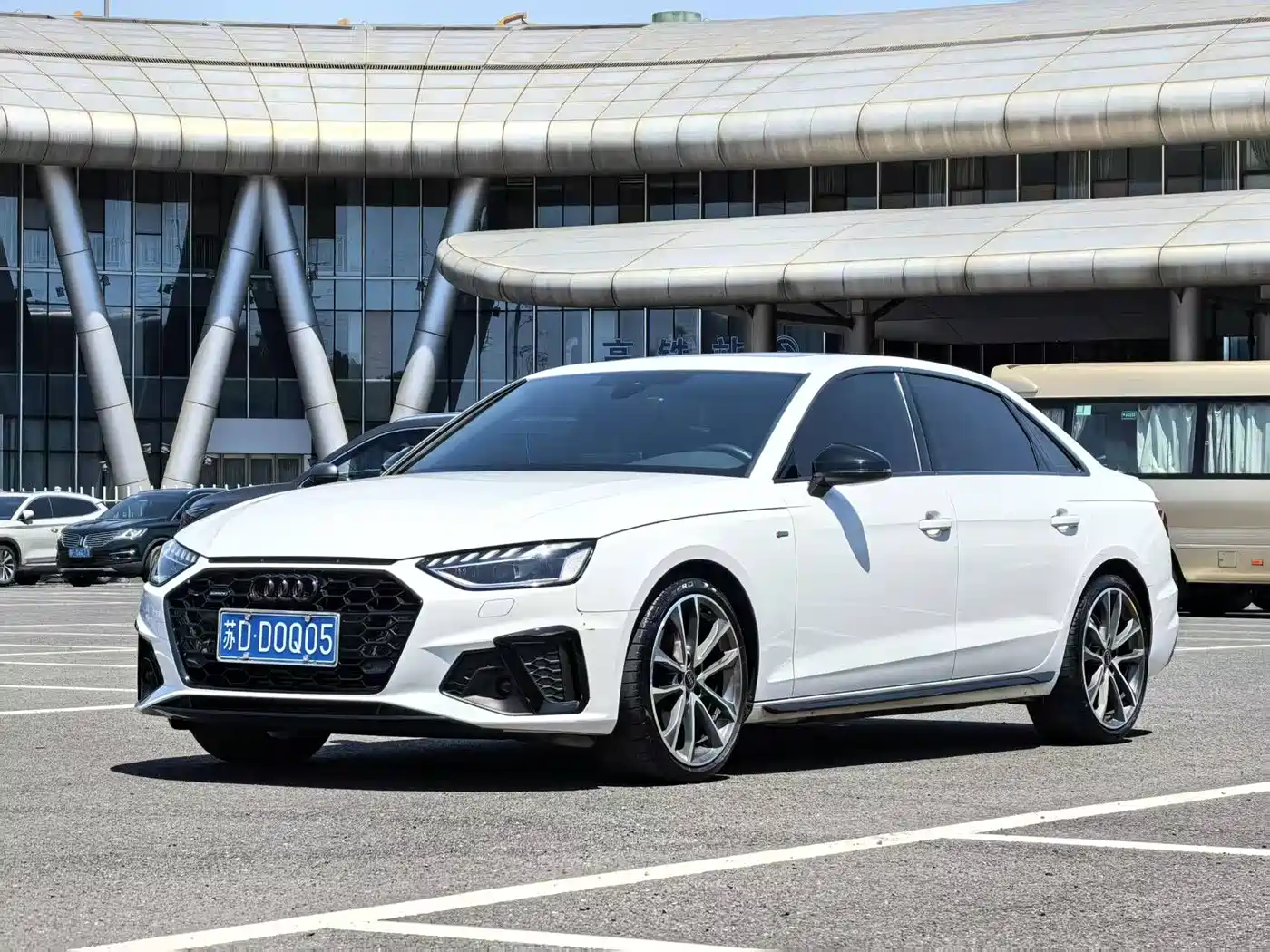 Audi A4L 2023 40 TFSI quattro Luxury Sport