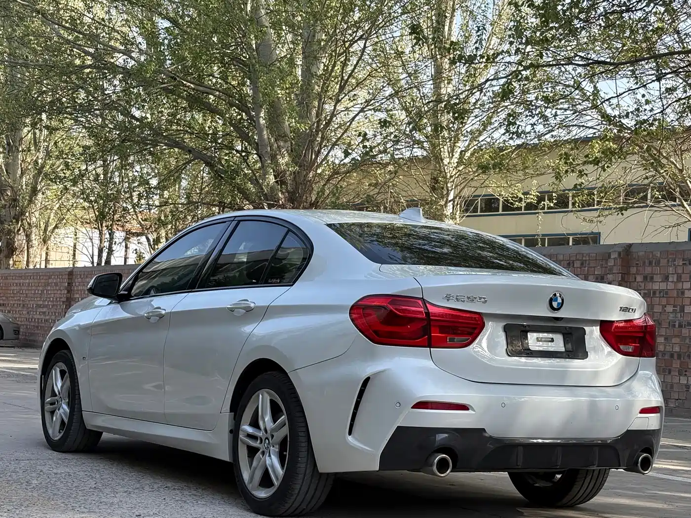 BMW 1 Series 2020 Model 120i M Sport Package фото 7