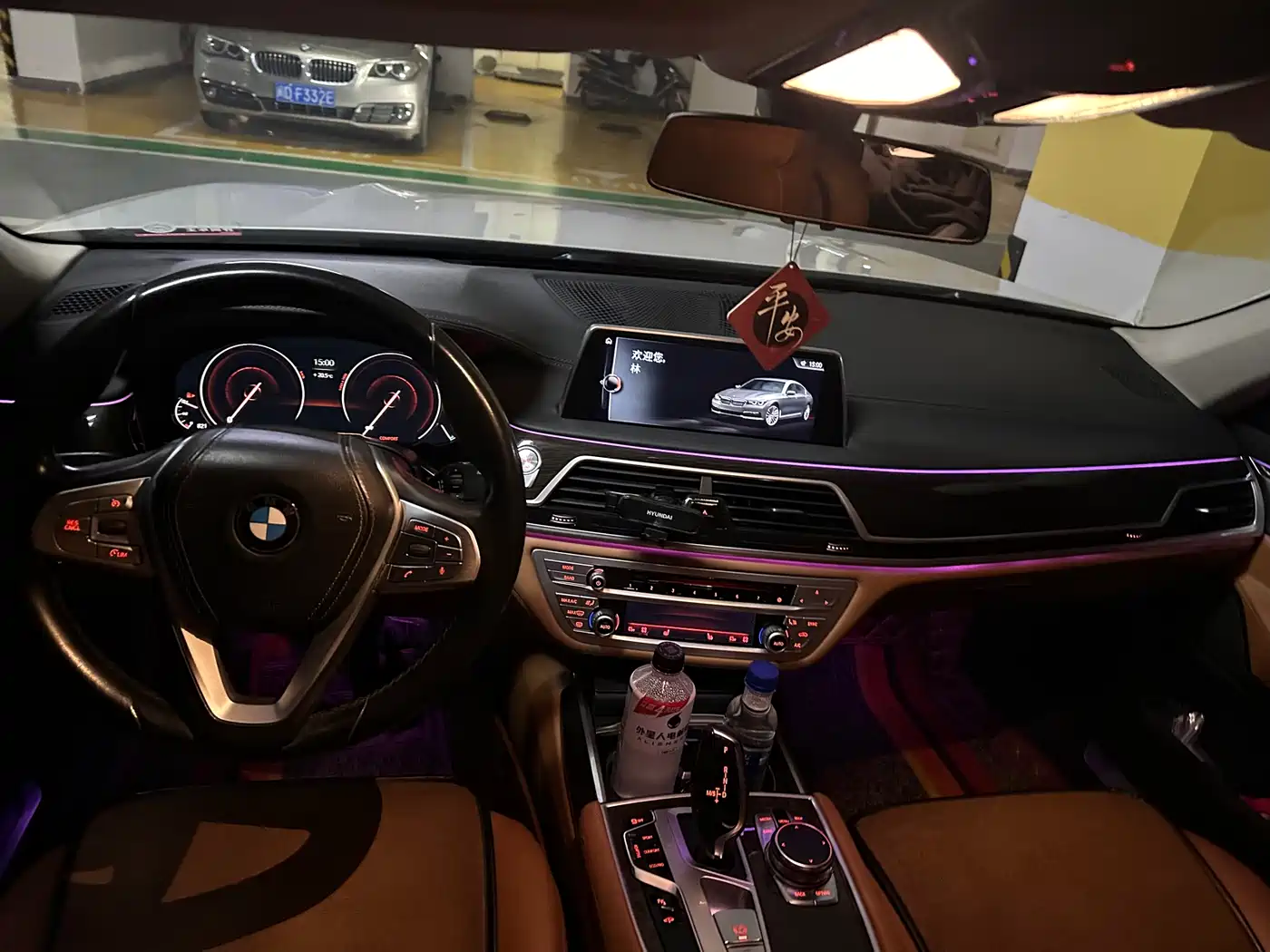 BMW 7 Series 2016 730Li Leading фото 9