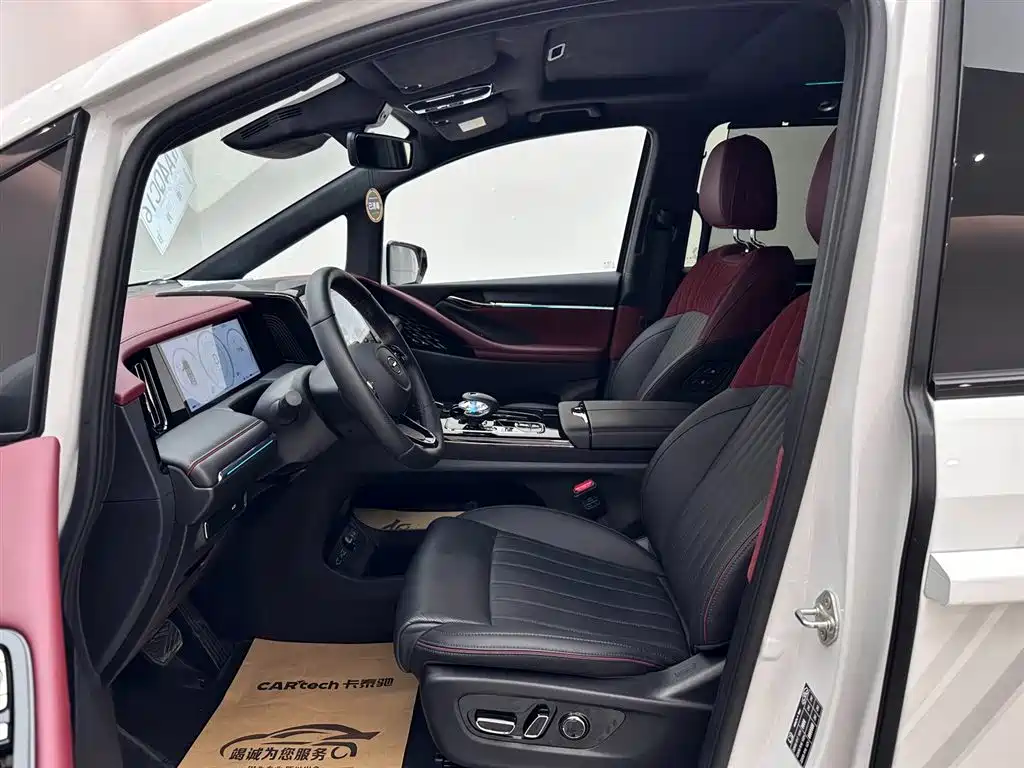 GAC Trumpchi Trumpchi M8 2024 Model Grandmaster Series 400T Pioneer Edition фото 8