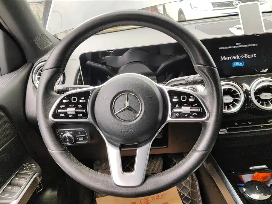 Mercedes-Benz GLB 2020 GLB 200 Dynamic фото 15