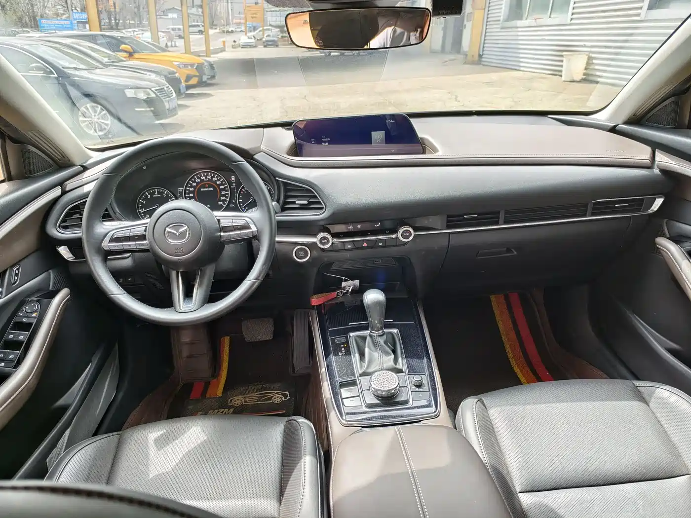 Фото 12 - Mazda CX-30