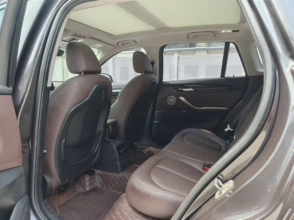 BMW X1 2021 sDrive25Li Leading фото 5