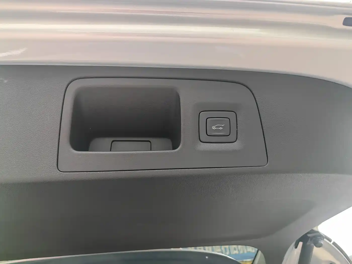 Buick Century 2025 2.0T 7-Seater World Edition фото 8