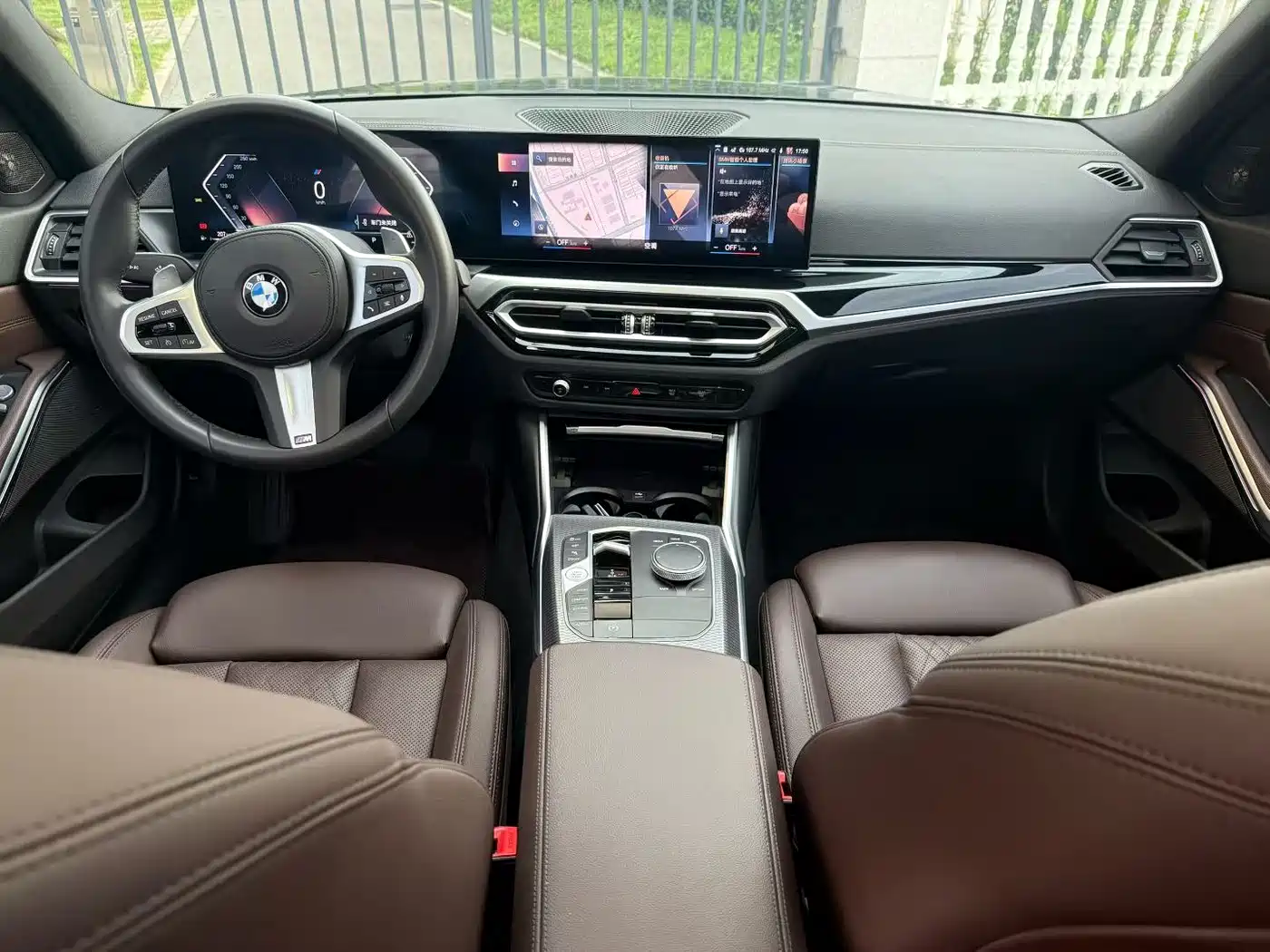 BMW 3 Series 2024 325Li M Sport Shadowline Package фото 4