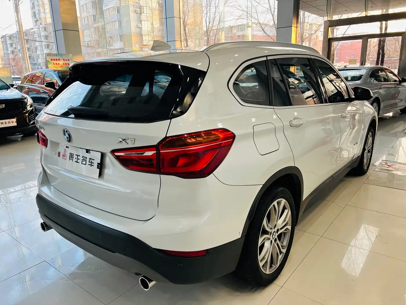 BMW X1 2018 sDrive20Li Leading Model фото 6
