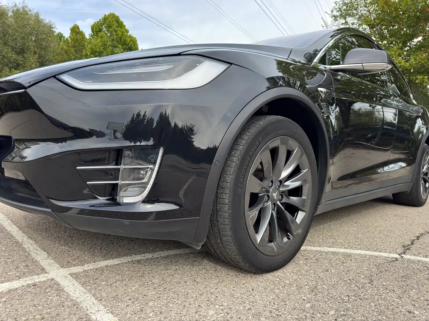 TESLA MODEL X