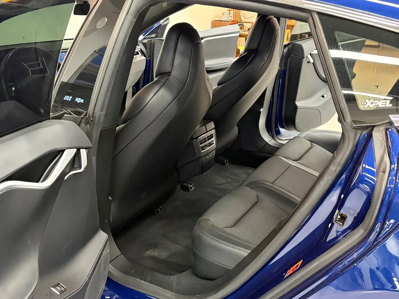TESLA MODEL S