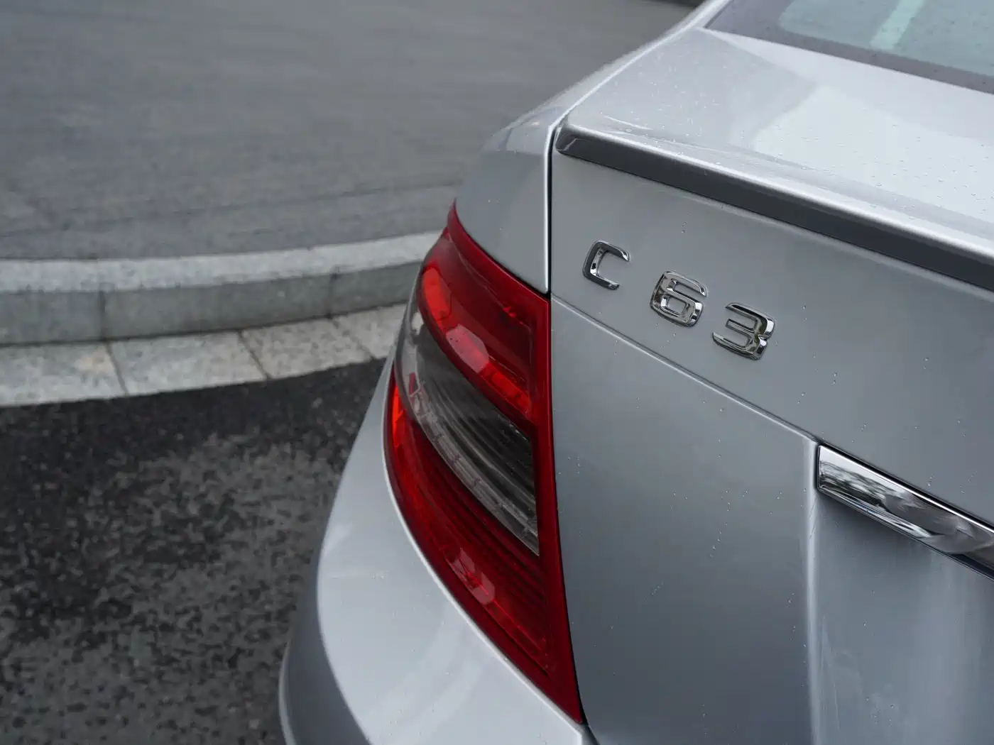Mercedes-Benz C-Class AMG 2010 AMG C 63 Sport Enhanced Edition фото 28