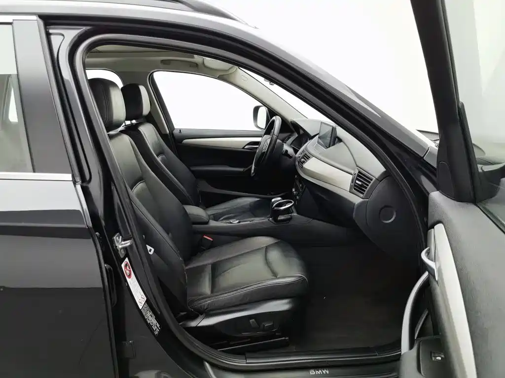 BMW X1 2012 2012 sDrive18i Fashion Model
