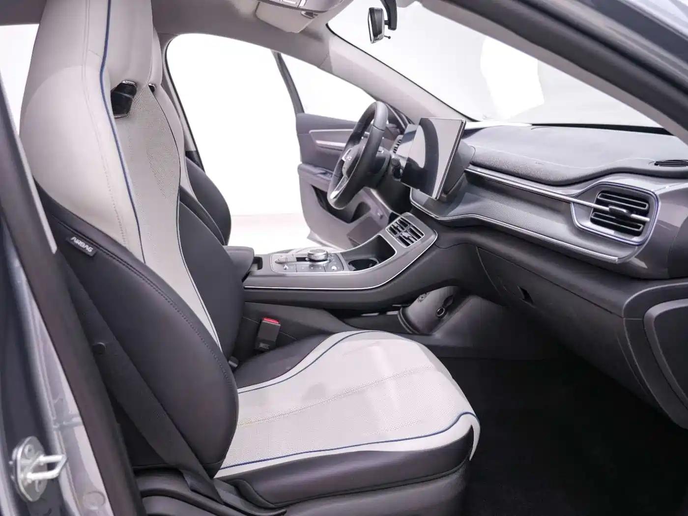 BYD Destroyer 05 2024 Glory Edition DM-i 55KM Luxury фото 19
