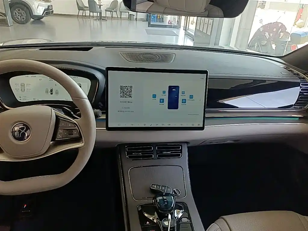 BYD Han 2025 DM-i Smart Driving Edition 125KM LiDAR Flagship фото 9