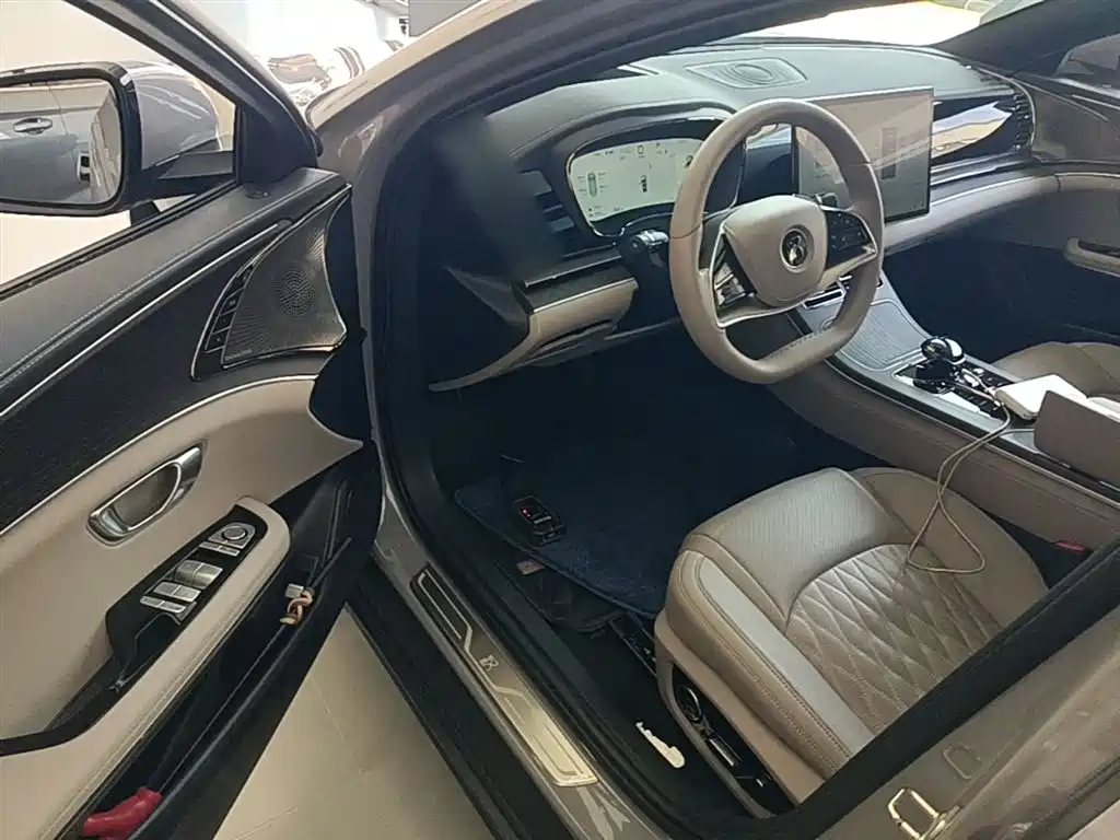 BYD Han 2025 DM-i Smart Driving Edition 125KM LiDAR Flagship фото 12