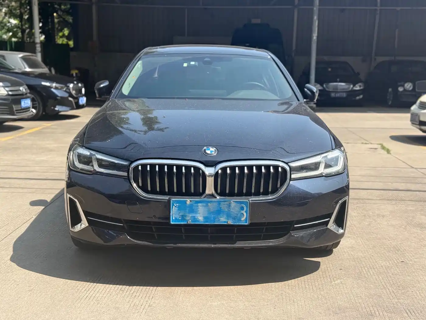 BMW 5 Series 2022 525Li Luxury Package фото 2
