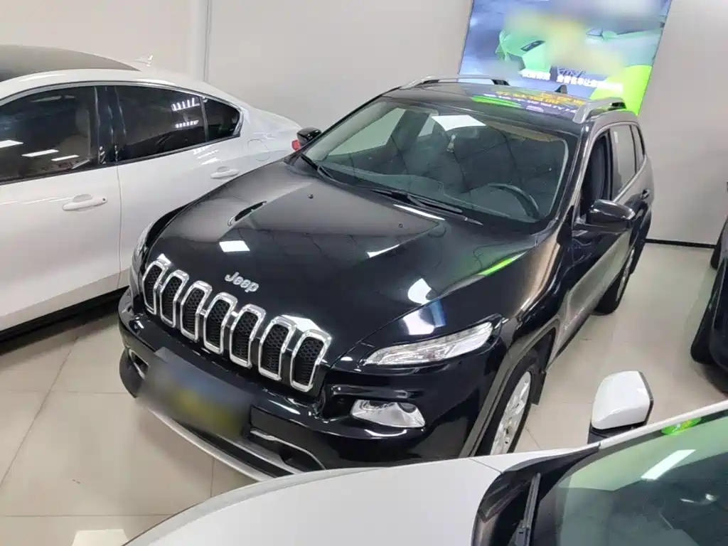 Jeep Cherokee 2017 — пригон из Китая