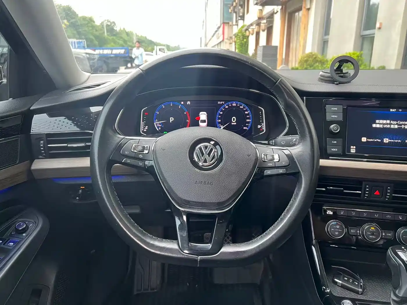 Фото 7 - Volkswagen Passat