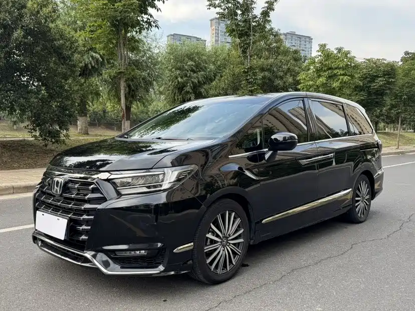 Honda Elysion 2022 2.0L e:HEV Luxury First Edition