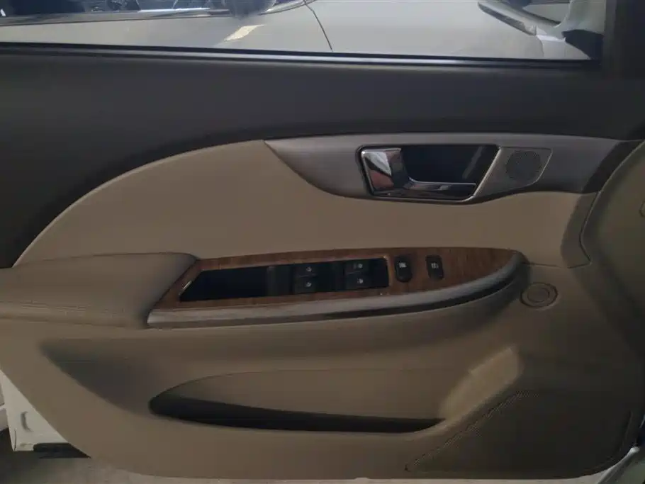 Buick Excelle 2015 1.5L Automatic Classic фото 7