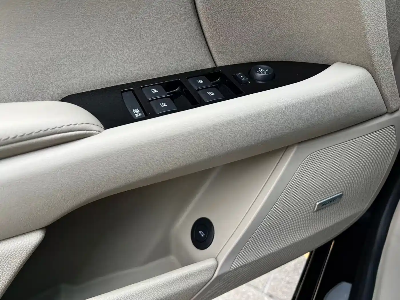 Cadillac XTS 2013 28T Luxury фото 19