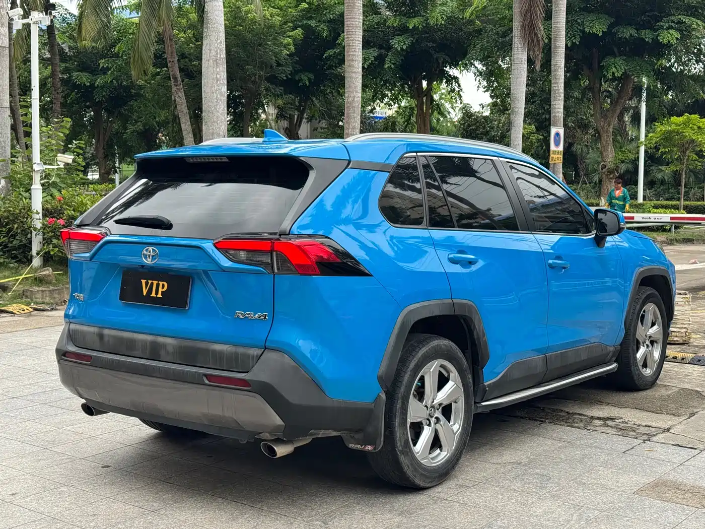 Toyota RAV4 Rongfang 2020 2.0L CVT 2WD Trend Edition фото 9