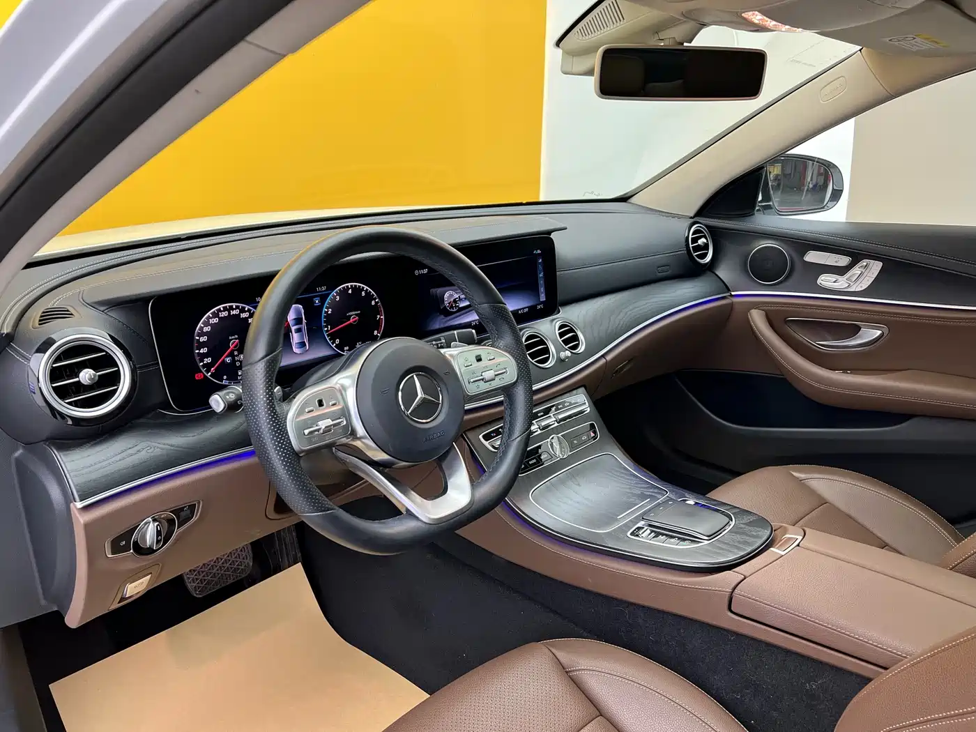 Mercedes-Benz E-Class 2019 E 300 L Sport Fashion фото 4