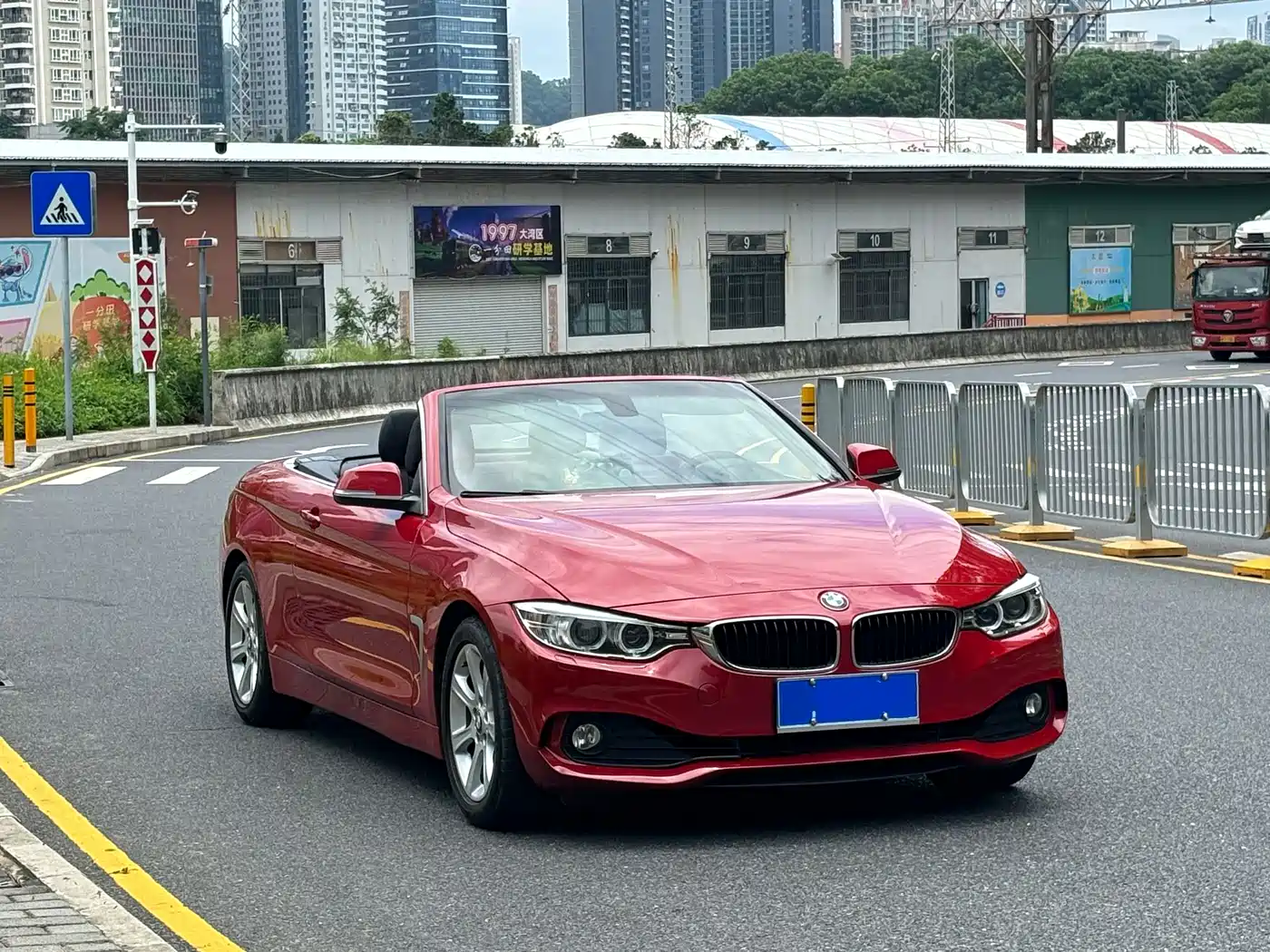 BMW 4 Series 2016 420i Convertible Fashion Line фото 26