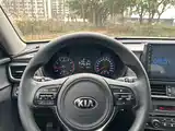 Фото 10 - Kia K5