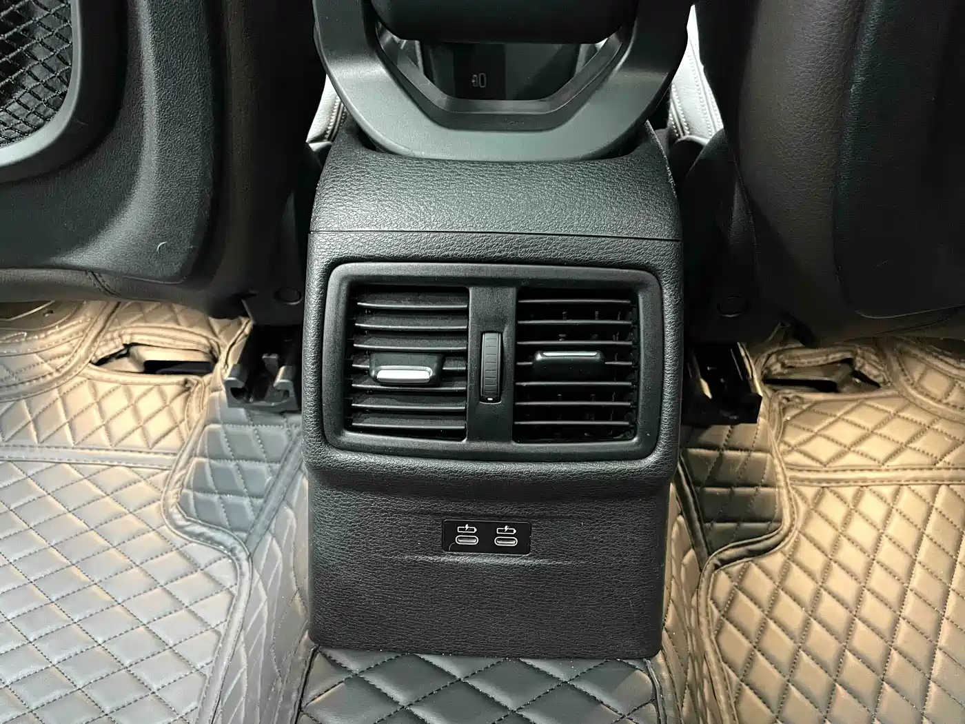 BMW X1 2022 sDrive20Li Premium фото 19