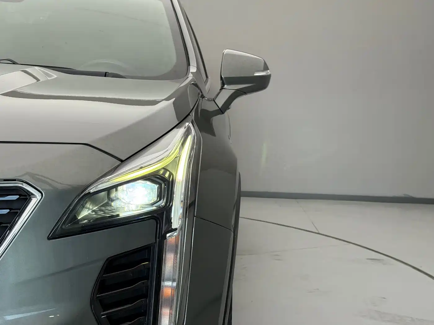 Cadillac XT4 2018 Model 28T 2WD Technology фото 3