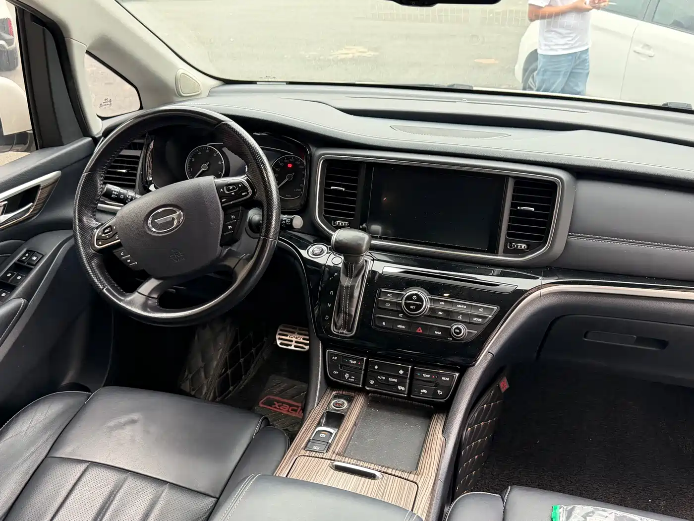 GAC Trumpchi Trumpchi M8 2018 320T Premium Edition фото 7