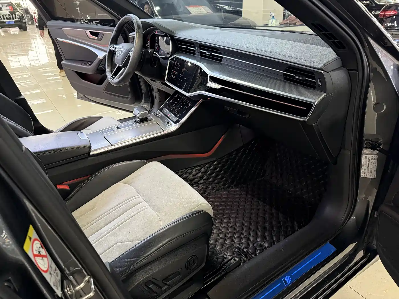 Audi A6L 2020 45 TFSI Premium Dynamic фото 11