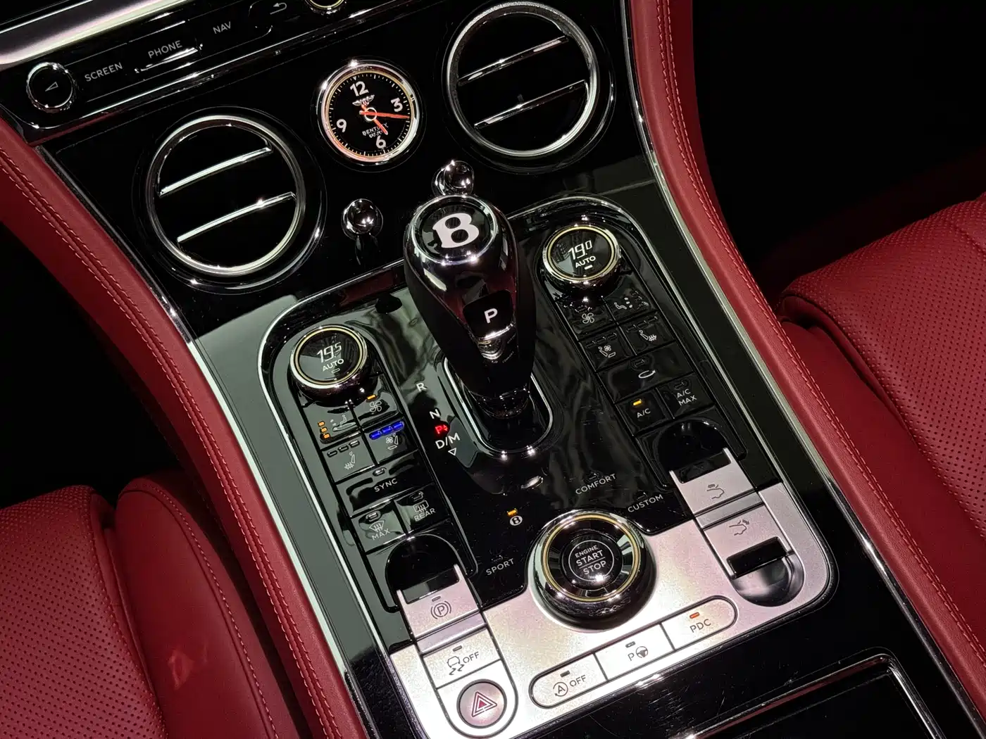 Bentley Continental 2020 4.0T GT V8 фото 22