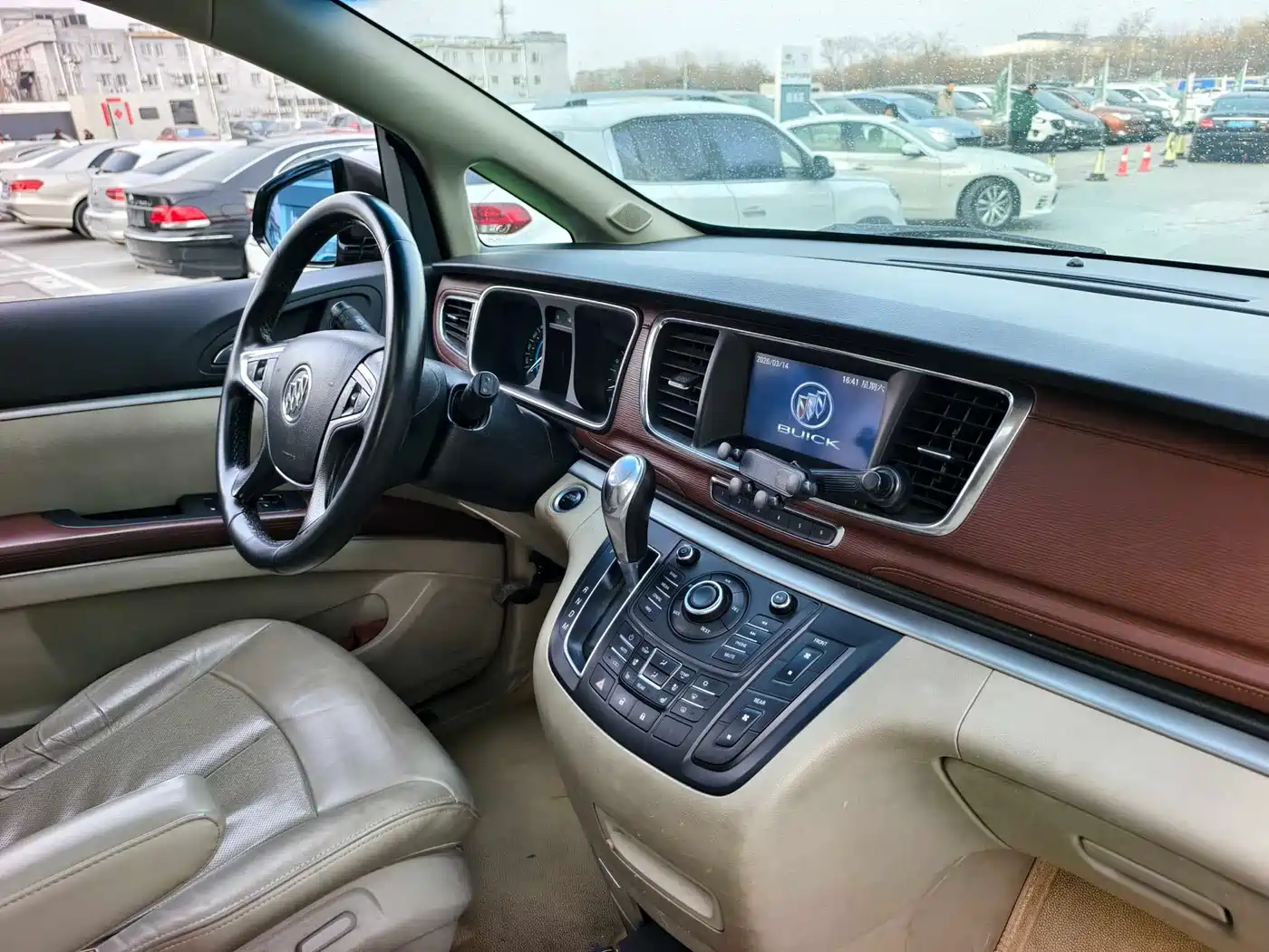 Buick GL8 2014 3.0L XT Luxury Business Flagship фото 17