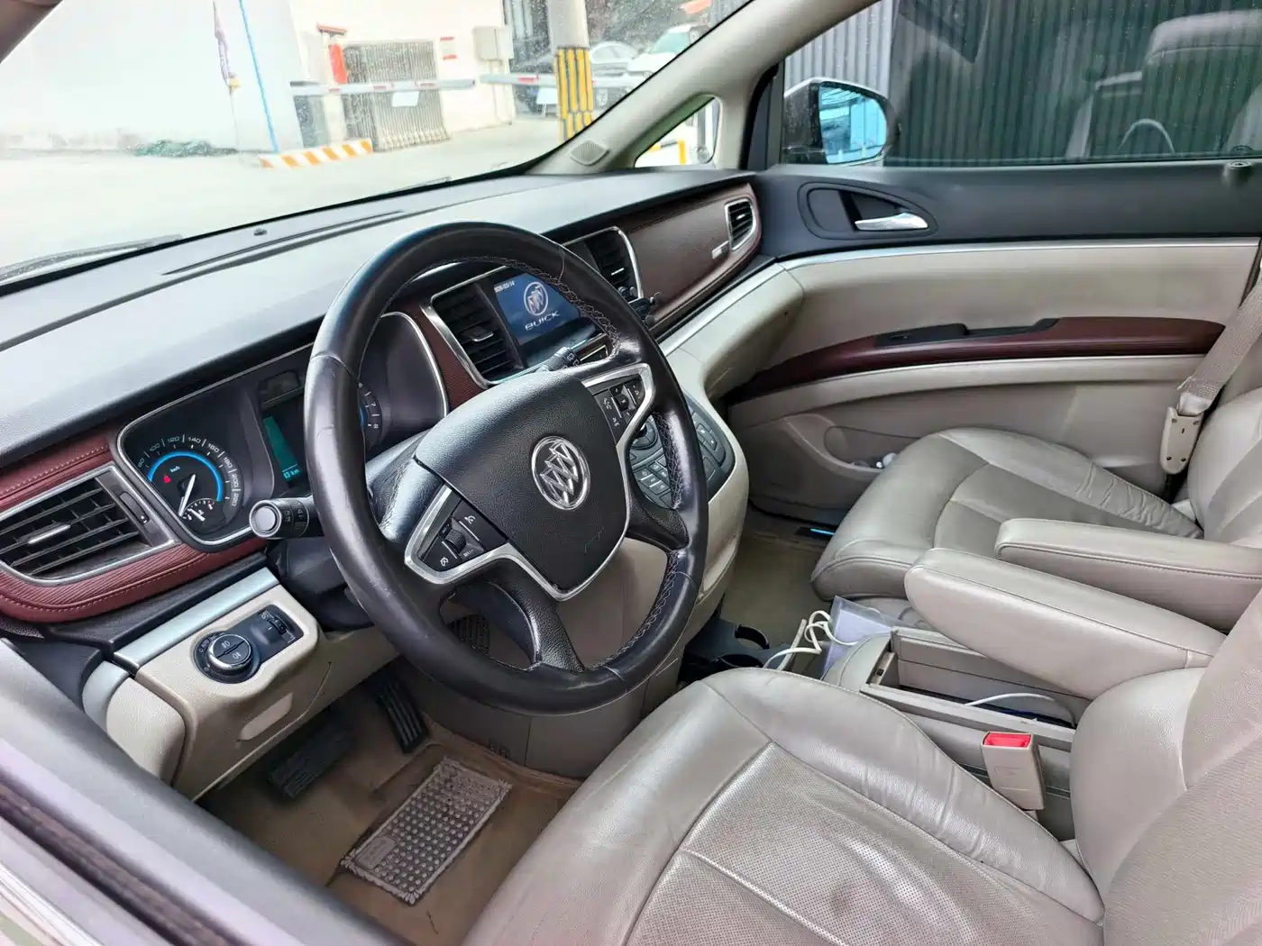Buick GL8 2014 3.0L XT Luxury Business Flagship фото 11
